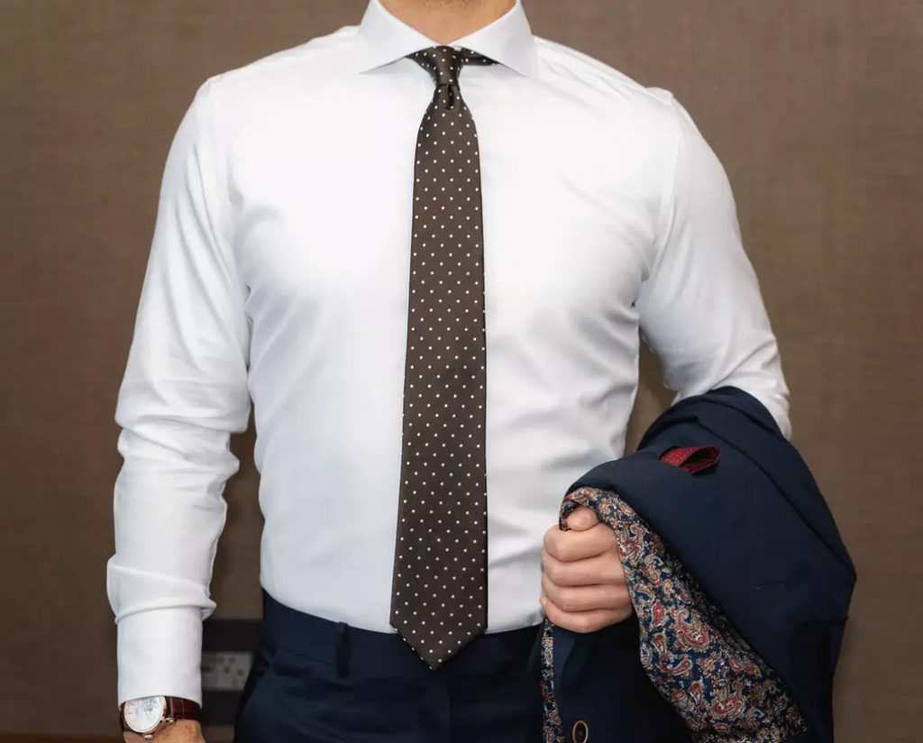 T-shirt onder je overhemd: Ja of Nee? 9 praktische tips